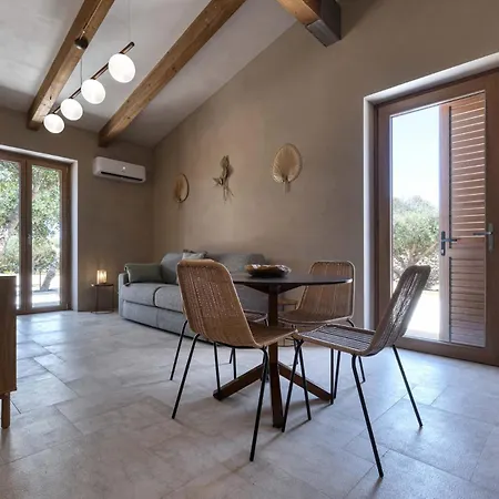 Carrubbu Villa
